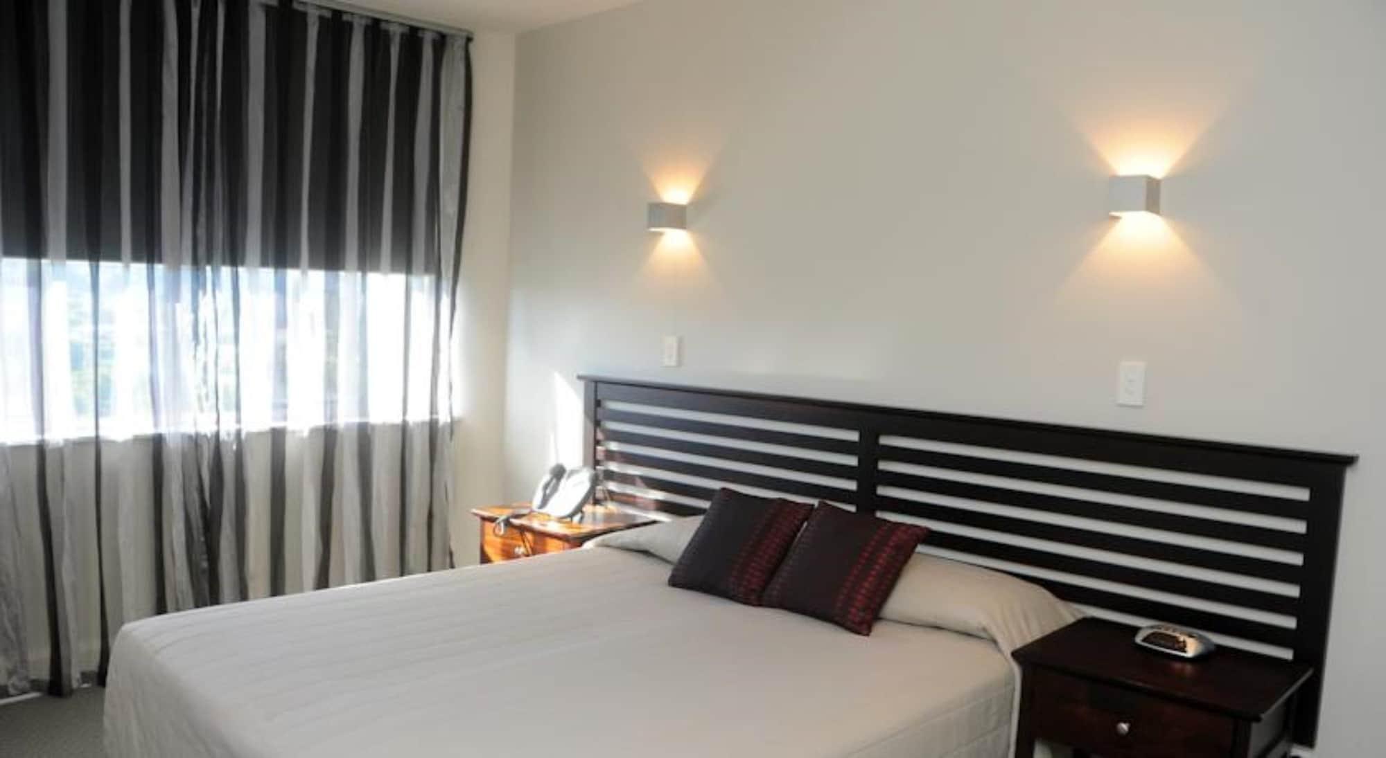 Emerald Hotel Gisborne Buitenkant foto