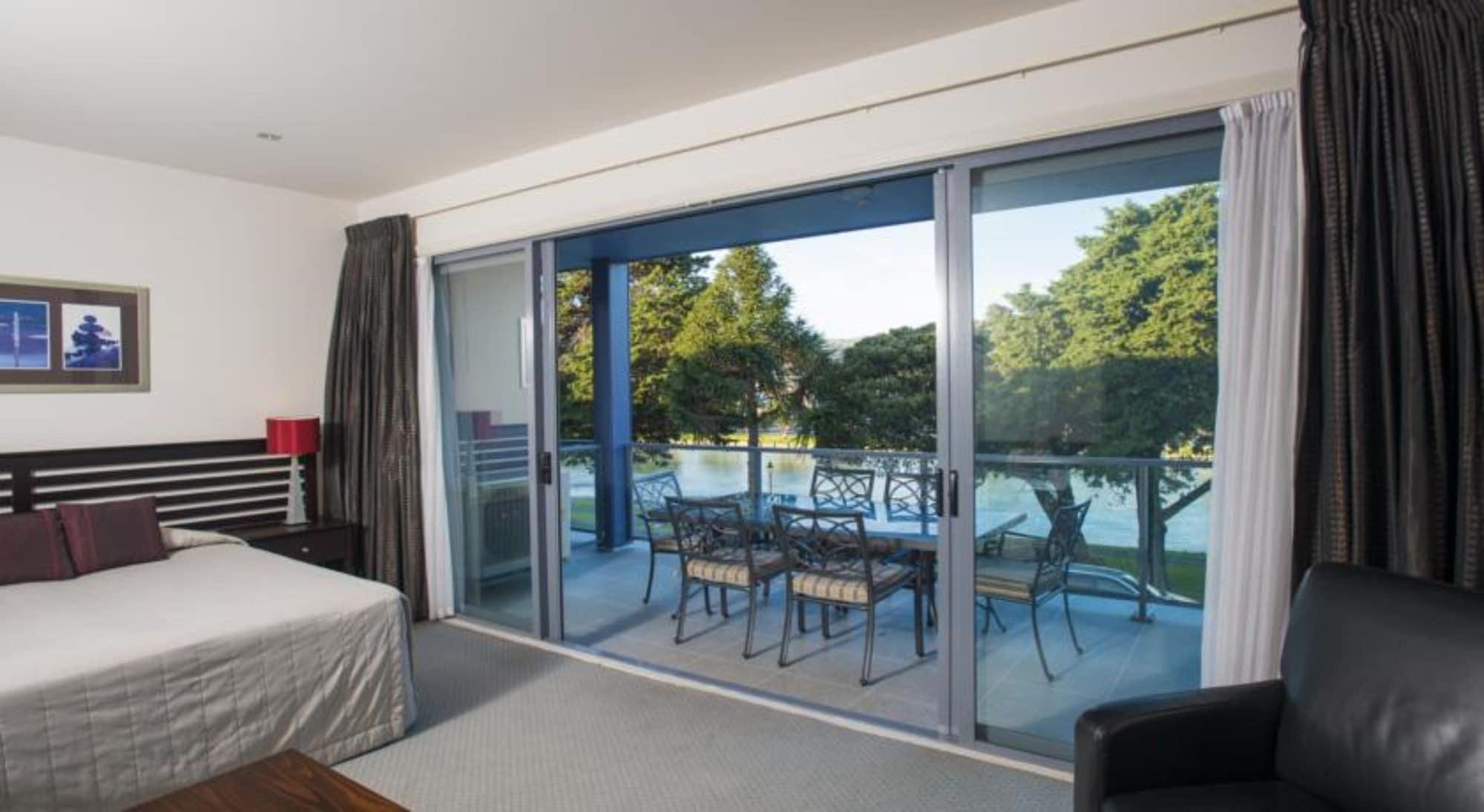 Emerald Hotel Gisborne Buitenkant foto