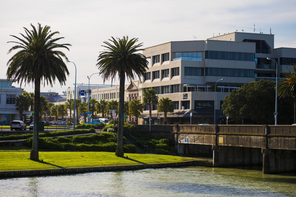 Emerald Hotel Gisborne Buitenkant foto