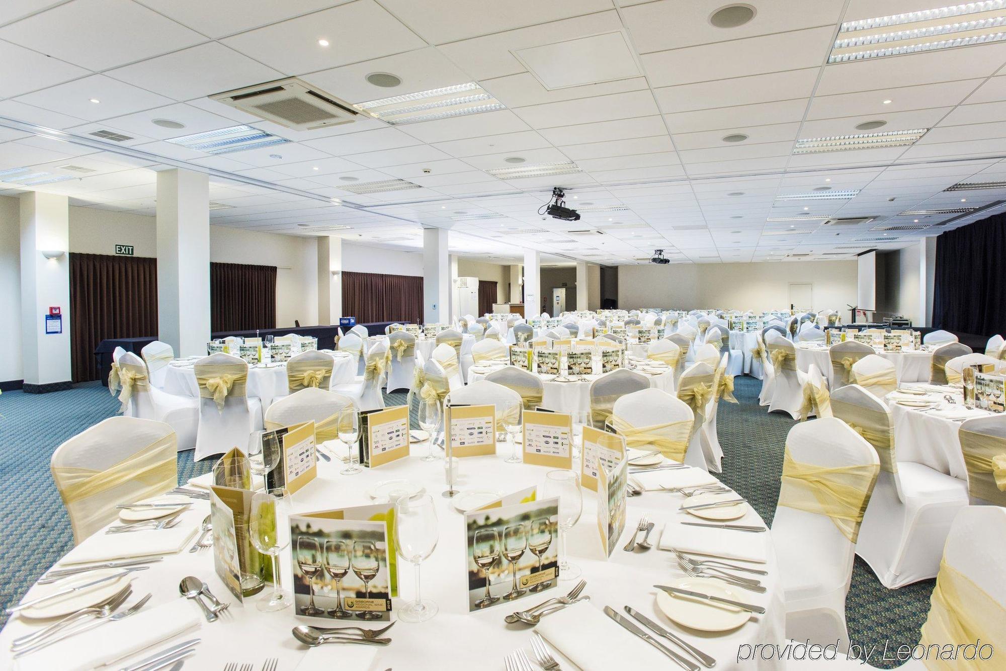Emerald Hotel Gisborne Buitenkant foto