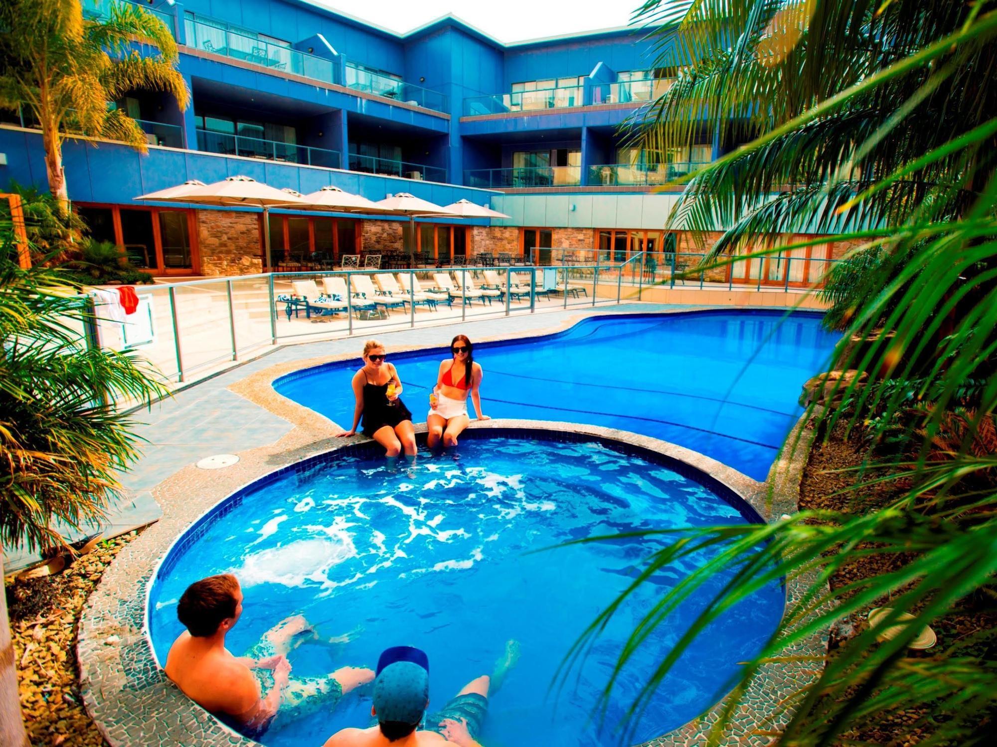 Emerald Hotel Gisborne Buitenkant foto