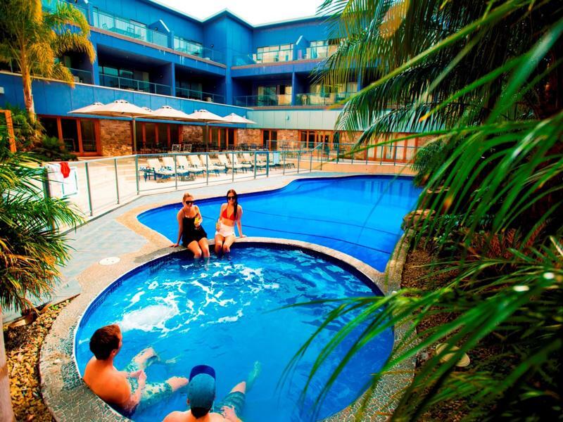 Emerald Hotel Gisborne Buitenkant foto